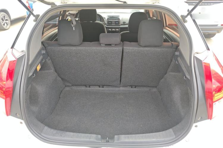 Used Toyota YARiS L Zhi Xuan 2014 1.3E Manual Charm Edition