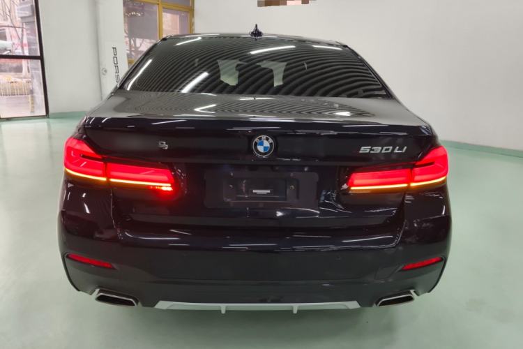 Used BMW 5 Series 2022 Second Facelift 525Li M Sport Package