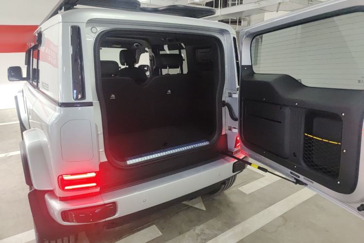 Used iCAR V23 2025 501 Four-Wheel Drive Intelligent Driving Version Trunk