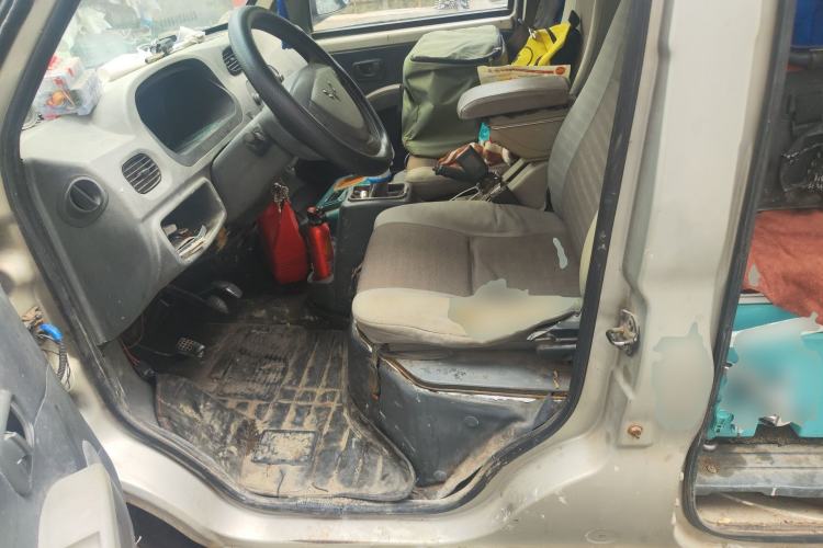 Used Wuling Zhiguang 2010 1.0L New Version Practical Short-Body L2Y Left Front Seat