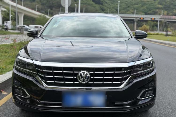 Used Volkswagen Passat 2019 330TSI Luxury Edition China VI Standard Exterior 4