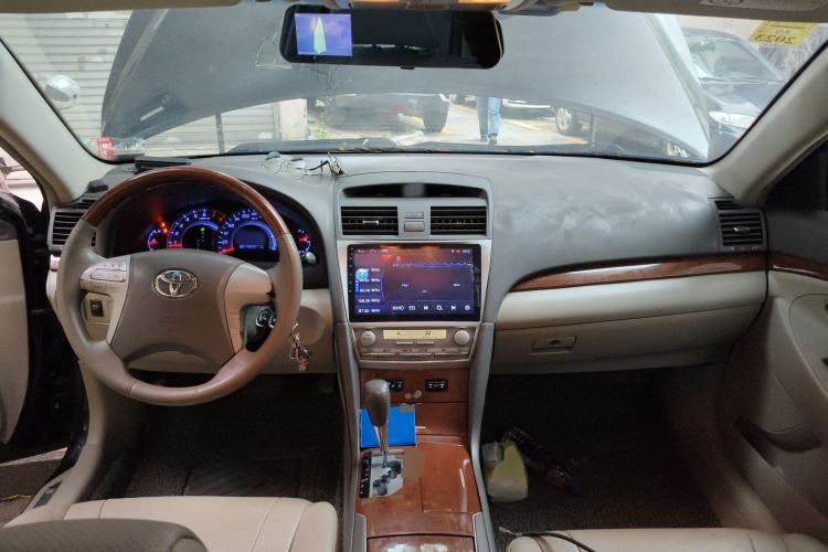 Used Toyota Camry 2012 200G Classic Luxury Edition Center Console