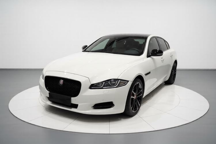 Used Jaguar XJ 2015 XJL 3.0 SC Two-Wheel-Drive Panoramic Business Edition
