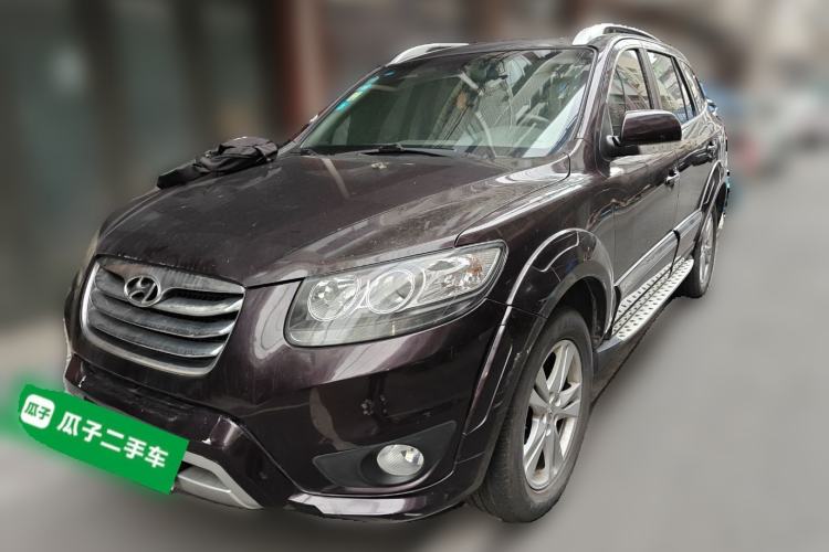 Used Hyundai Santa Fe Classic 2011 2.4 Comfort Edition 7-Seater Two-Wheel Drive