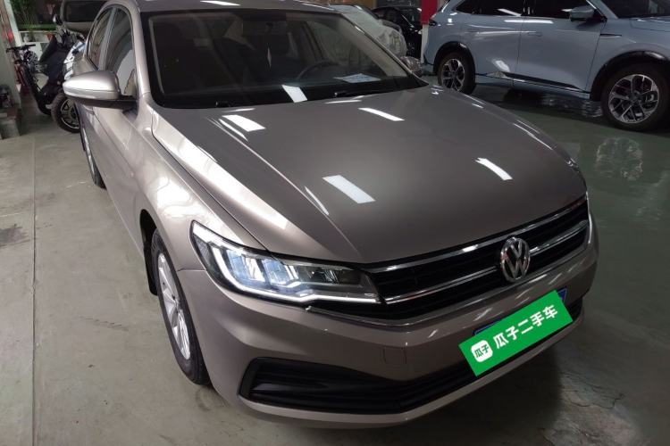 Used Volkswagen Bora 2019 Revised Version 1.5L Automatic Fashionable Style China VI Front Right 45 Deg