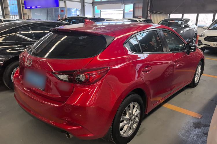 Used Mazda Mazda 3 Axela 2017 Hatchback 1.5L Automatic Comfort Model Emission Standard China V
