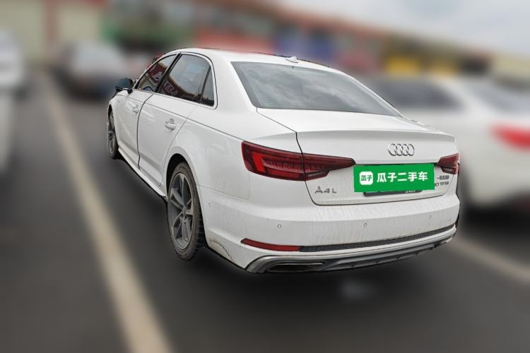 Used Audi A4L 2019 40 TFSI Fashion Edition China VI Emission Standard Rear Left 45 Deg