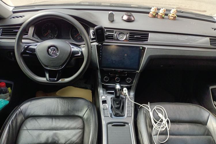 Used Volkswagen Passat 2017 280TSI DSG Luxury Edition
