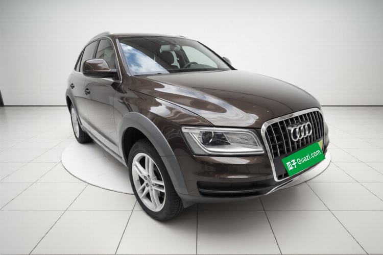 Used Audi Q5 2018 Collector's Edition 40 TFSI Technology Model