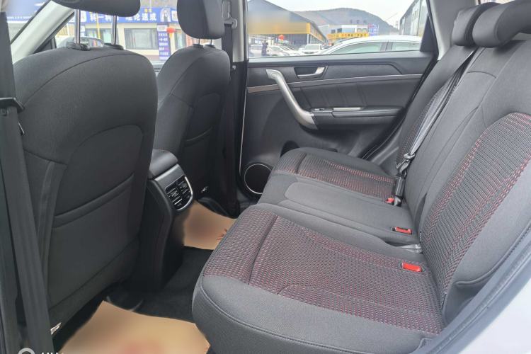 Used Haval M6 2019 1.5T Manual Two-Wheel Drive Urban Version China VI Standard Interior 3