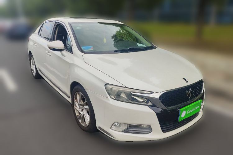 Used DS 5LS 2014 1.8L Elegant Edition VTi140