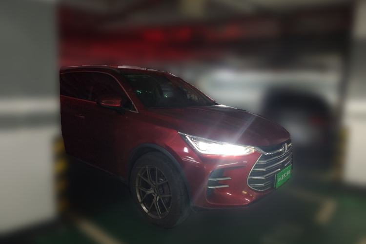 Used BYD Tang New Energy 2018 DM 2.0T All-Wheel Drive Smart Connect Elite 7-Seater China V Emission Standard Front Right 45 Deg