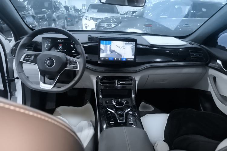 Used BYD Qin PLUS 2024 HONOR Edition DM-i 55KM Leading Model