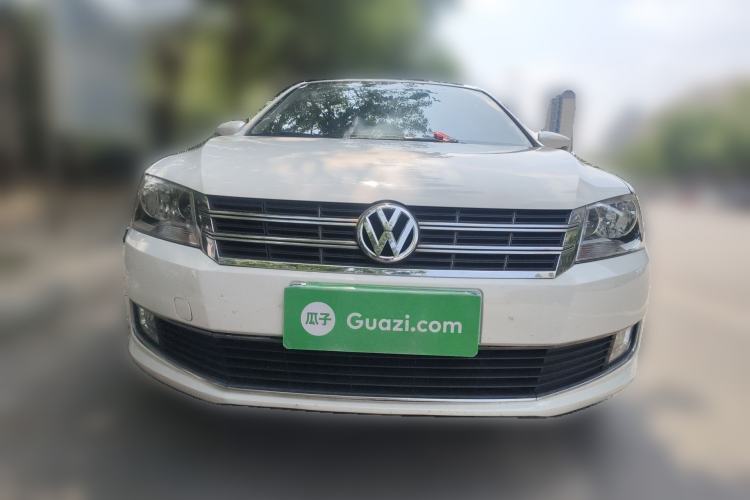 Used Volkswagen Gran Lavida 2013 1.4 TSI Automatic Luxury Model
