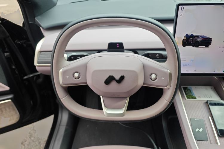 Used ONVO L60 2024 60 kWh Rear-Drive Version