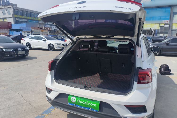 Used Volkswagen T-ROC 2021 Revised Version 280TSI DSG Two-Wheel Drive Elite Connect Edition Trunk