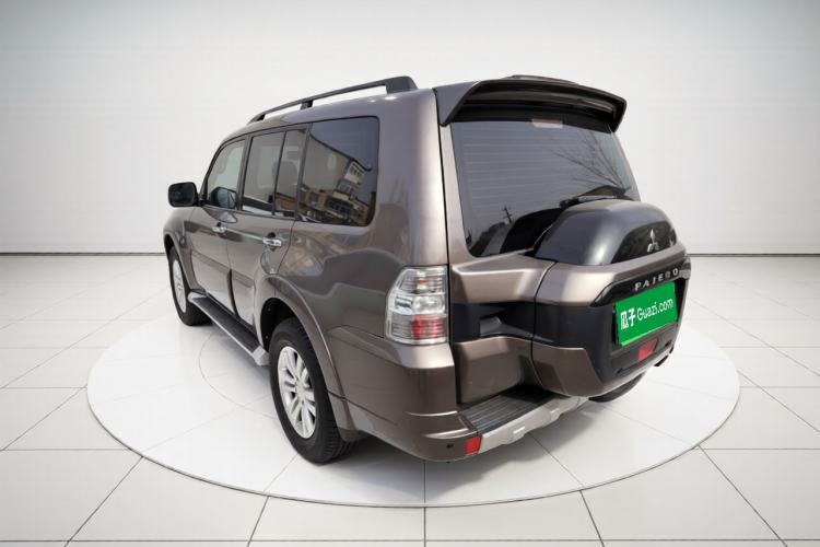 Used Mitsubishi Pajero 