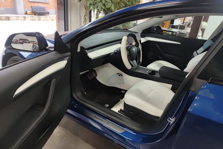 Used Tesla Model 3 2022 Rear-Wheel-Drive Version
