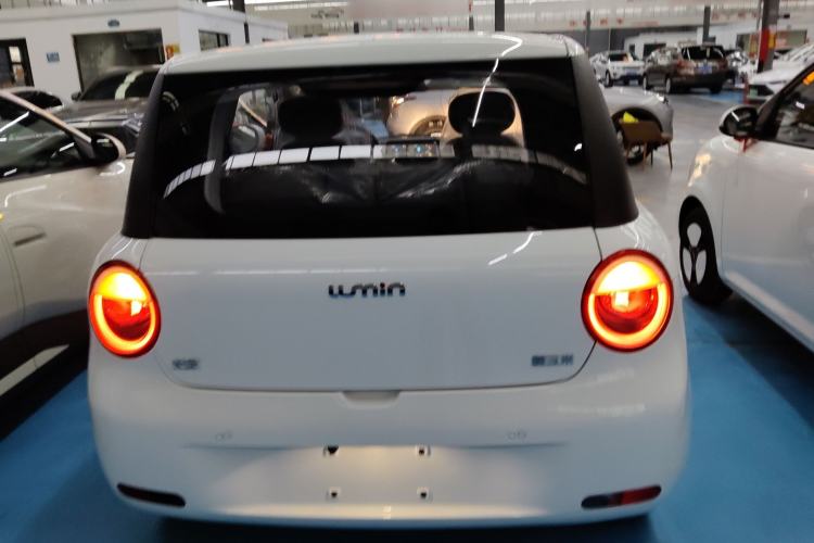 Used CHANGAN NEVO Lumin 2025 205 km Xiangqin Version
