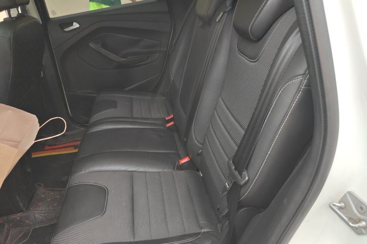 Used Ford Kuga 2013 1.6L GTDi Two-Wheel-Drive Trend Model