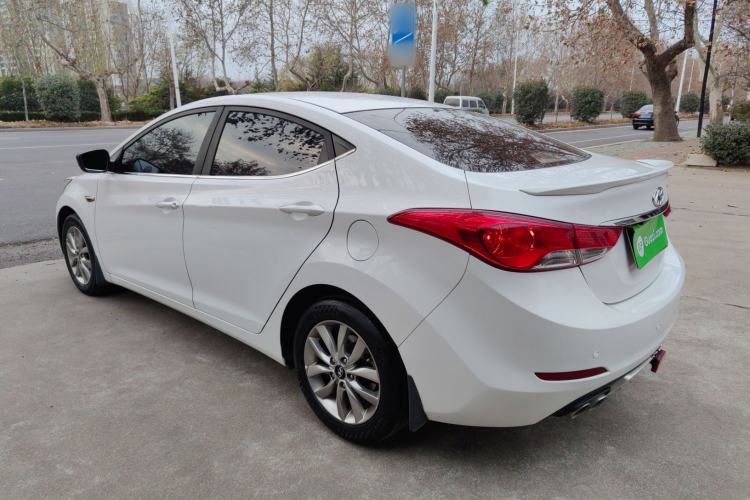 Used Hyundai Elantra (5th Generation / Langdong) 2015 1.6L Manual Fashion Edition