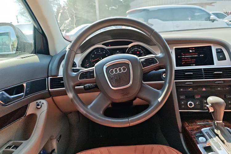 Used Audi A6L 2011 2.8 FSI Comfort Model
