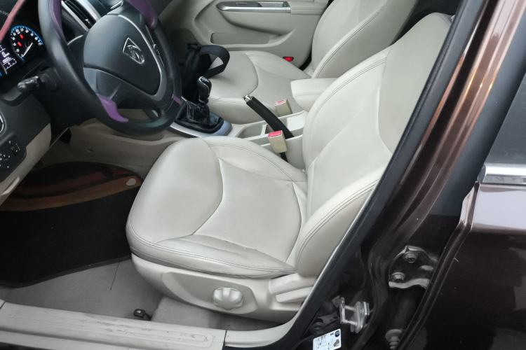 Used Baojun 630 2014 1.5L manual Comfort trim level
