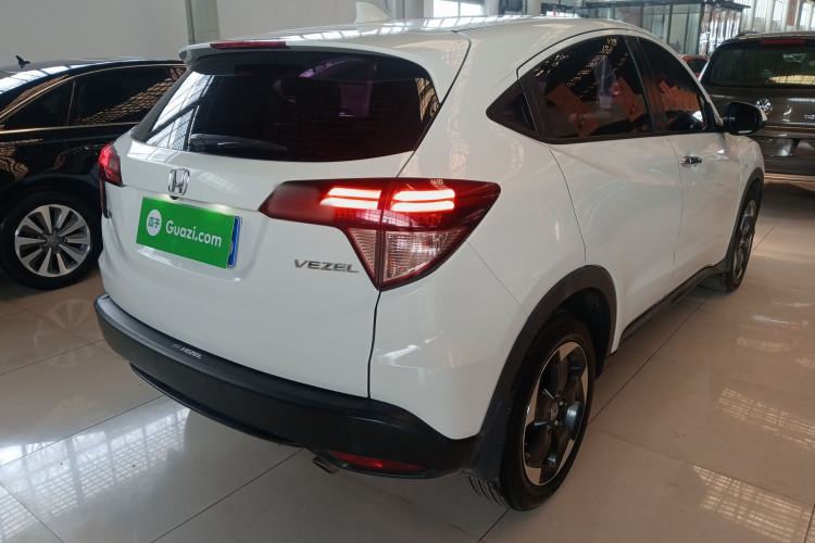 Used Honda Vezel 2017 1.8L CVT Front-Wheel Drive Pioneer Edition Rear Right 45 Deg