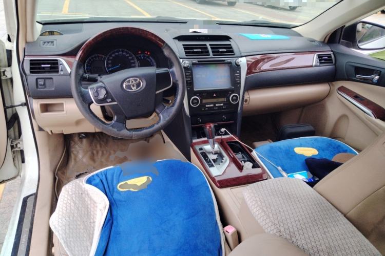 Used Toyota Camry 2013 2.0G Comfort Edition Center Console