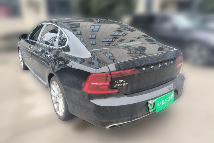 Used Volvo S90 New Energy 2019 T8 E-Drive Hybrid Honor Edition 3 Seats China V Standard