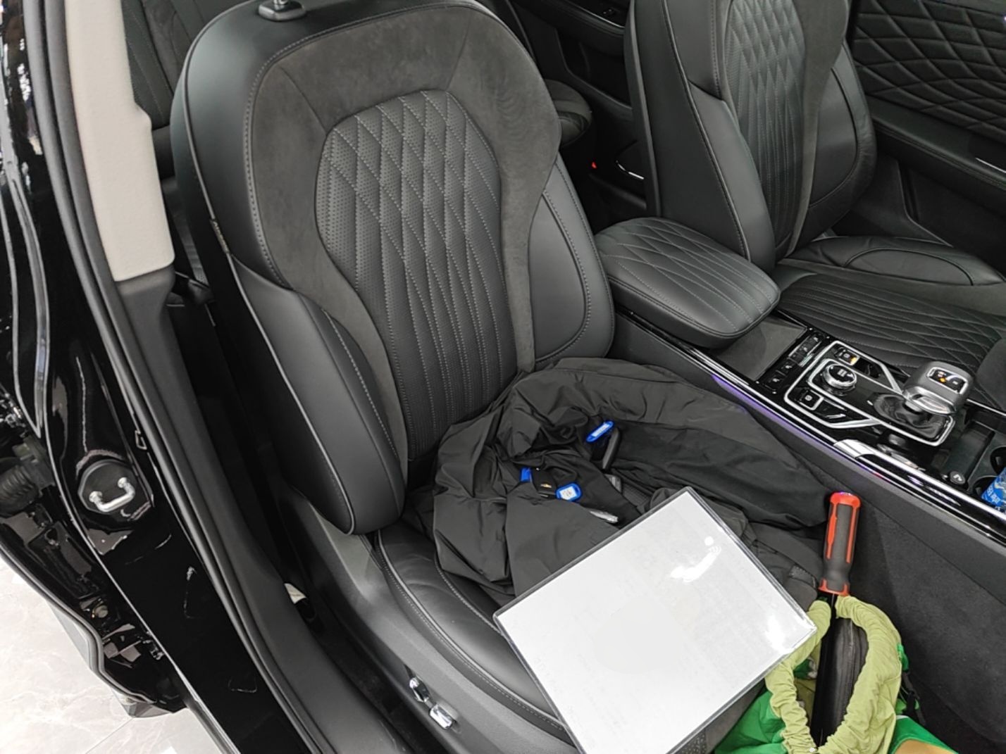 Hongqi HS5 2022 Revised Version 2.0T Smart Connect Flagship Edition — снимка 19