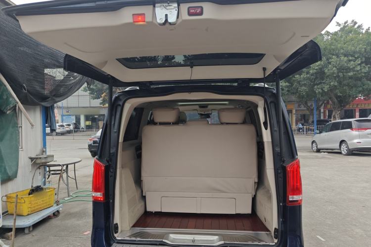 Used Mercedes-Benz V-Class 2017 V 260 Prestige Edition