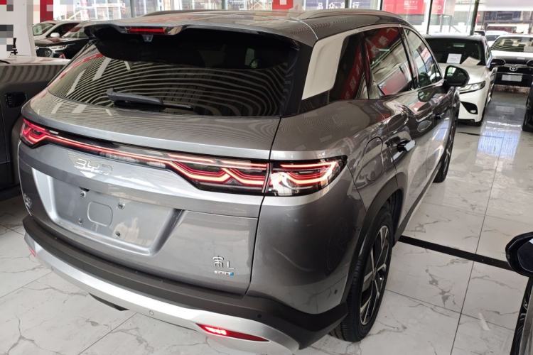 Used BYD Song L DM-i 2025 Intelligent Driving Version 160 km Beyond-Range Type Rear Right 45 Deg