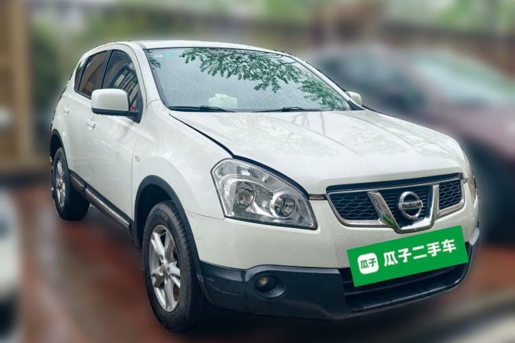 Used Nissan Qashqai 2012 2.0 XL Fire CVT 2WD Front Right 45 Deg