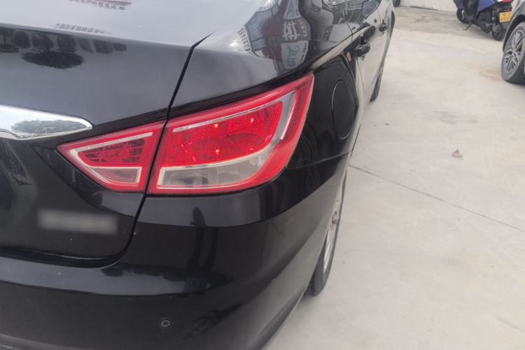 Used Haima Fumei 2014 M5 1.6L Manual Elite Model Right Rear Taillight