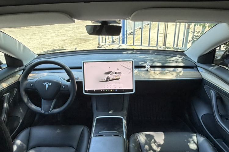 Used Tesla Model 3 2022 Rear-Wheel-Drive Version