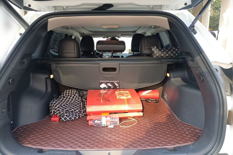 Used Jeep Cherokee 2020 2.0L Two-Wheel Drive Classic Sports Edition
