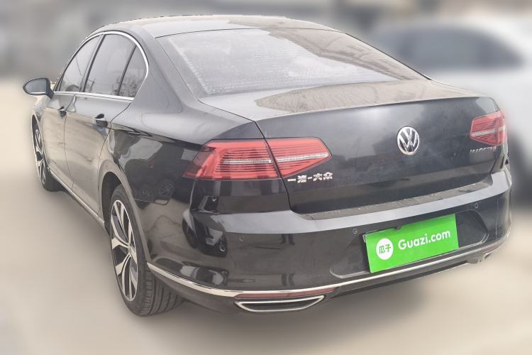 Used Volkswagen Magotan 2018 330TSI DSG Advanced Model
