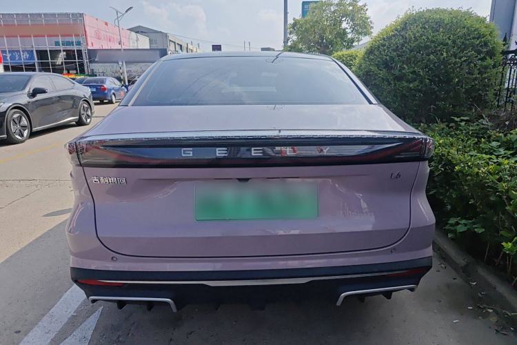 Used Geely Galaxy L6 2024 125km Creative Edition
