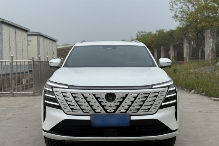 Used CHANGAN CS75 PLUS 2025 4th Generation UItra 2.0T New Blue Whale – Smart & Powerful Version Exterior 5