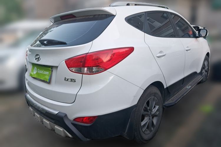 Used Hyundai ix35 2015 2.0L Manual Two-Wheel Drive Comfort Version China IV Standard Rear Right 45 Deg
