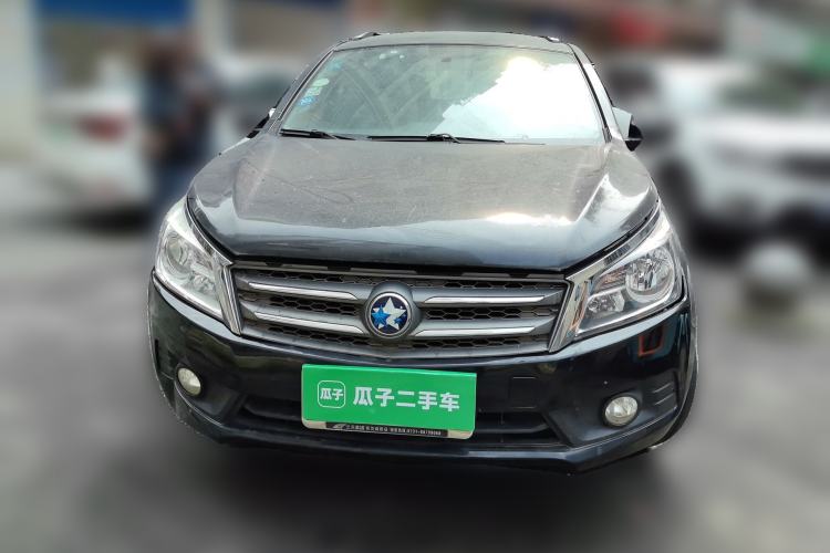 Used Venucia T70 2015 1.6L Manual Ruixing Edition Front