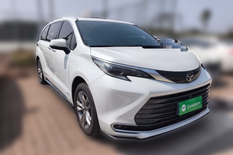 Used Toyota SIENNA 2024 2.5L Hybrid Four-Wheel Drive Prestige Edition Front Right 45 Deg