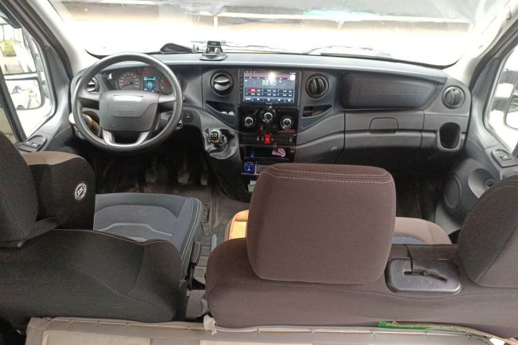 Used Iveco Eurocargo 2021 2.0T Manual Super Rui Long Wheelbase Short Overhang High Roof Side-Sliding Door F1A
