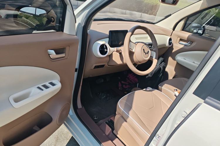 Used Wuling Hongguang MINIEV 2025 Four-Door Version Advanced Edition Driver Seat