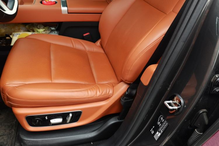 Used Li Auto L8 2023 Pro Model
