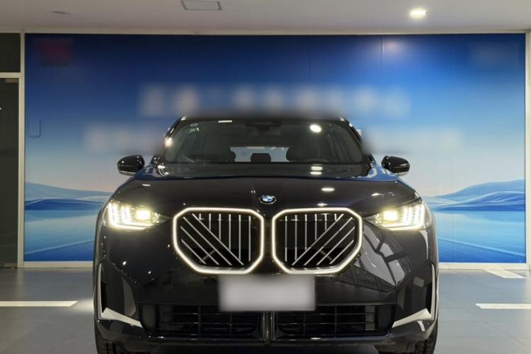 Used BMW X3 2025 xDrive30L Luxury Edition M Sport Package Exterior 3