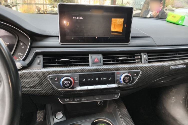 Used Audi A4L 2017 45 TFSI quattro Sport Edition
