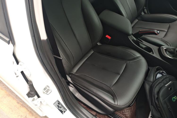 Used Buick GT 2021 1.3T Automatic Mild Hybrid Elite Version Right Front Seat