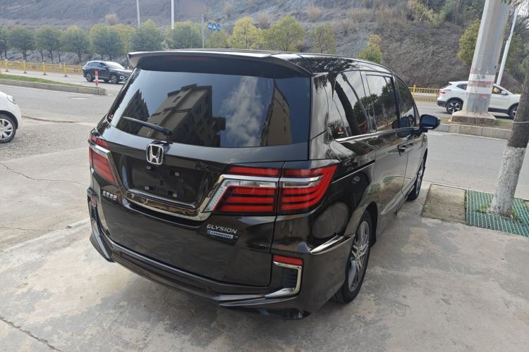 Used Honda Elysion 2019 2.0L Hybrid Luxury Edition
